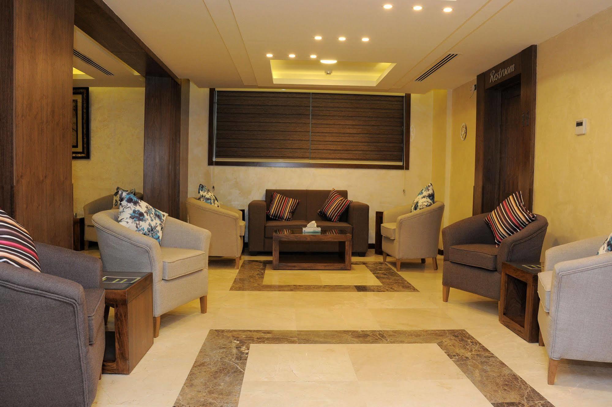 Al Raad Hotel Άκαμπα Εξωτερικό φωτογραφία