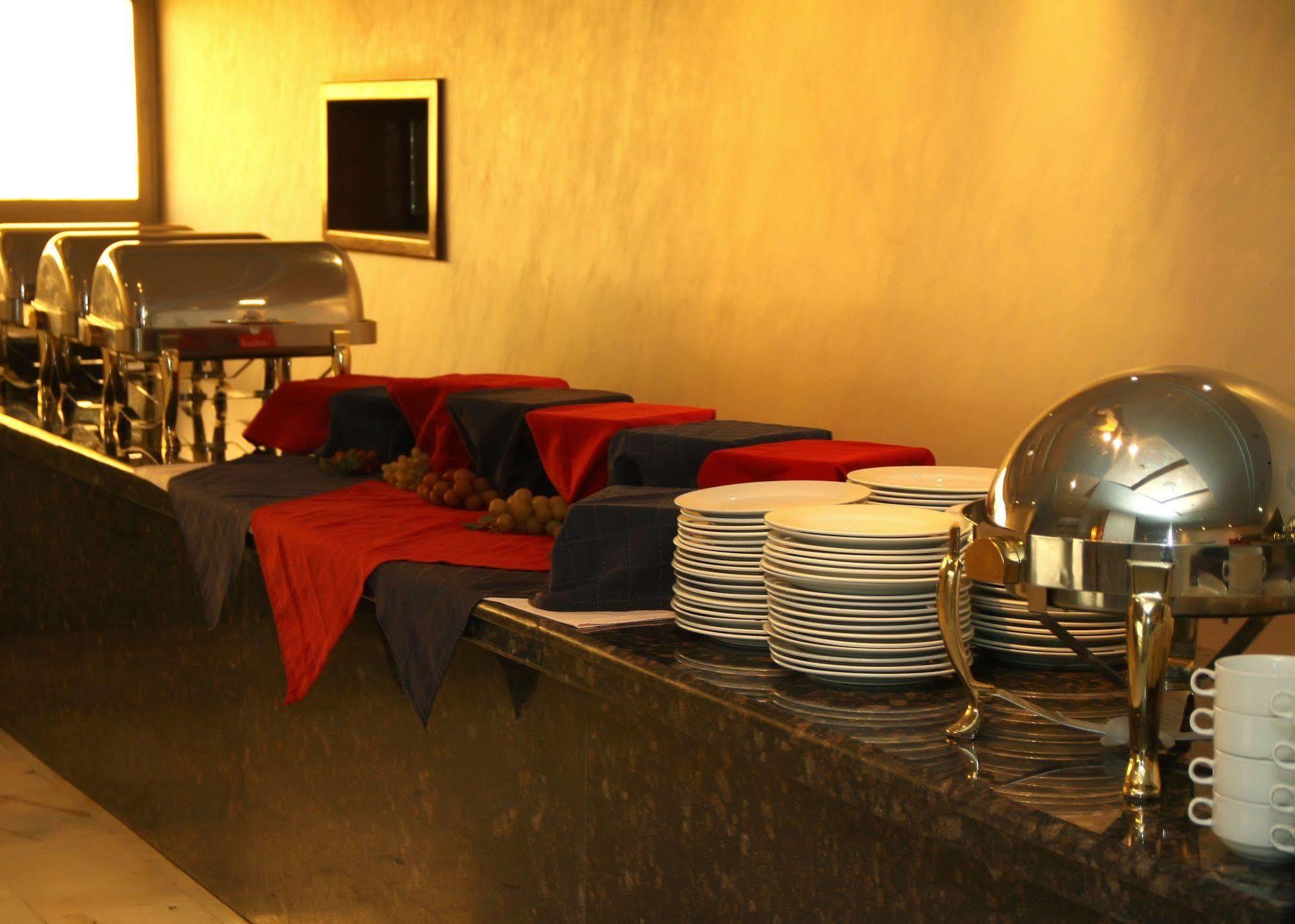 Al Raad Hotel Άκαμπα Εξωτερικό φωτογραφία